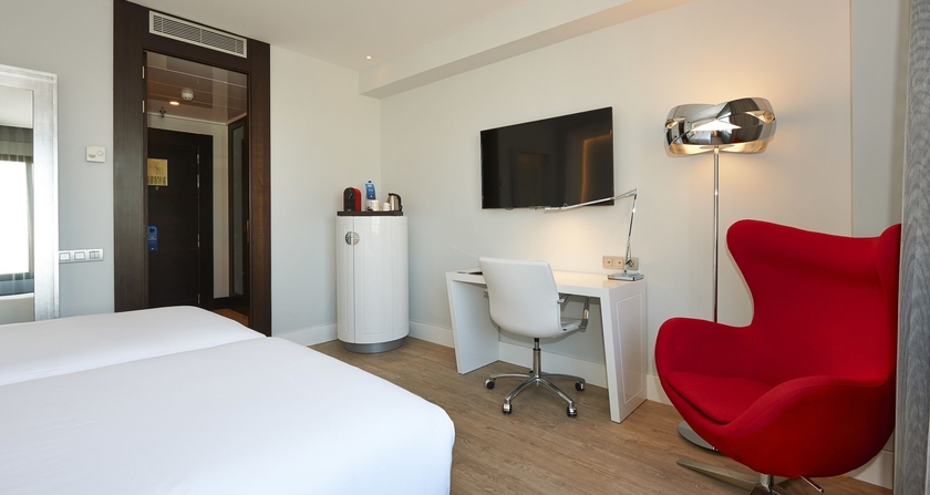 Imagen de la habitación del Hotel NH Collection Barcelona Gran Hotel Calderón. Foto 3
