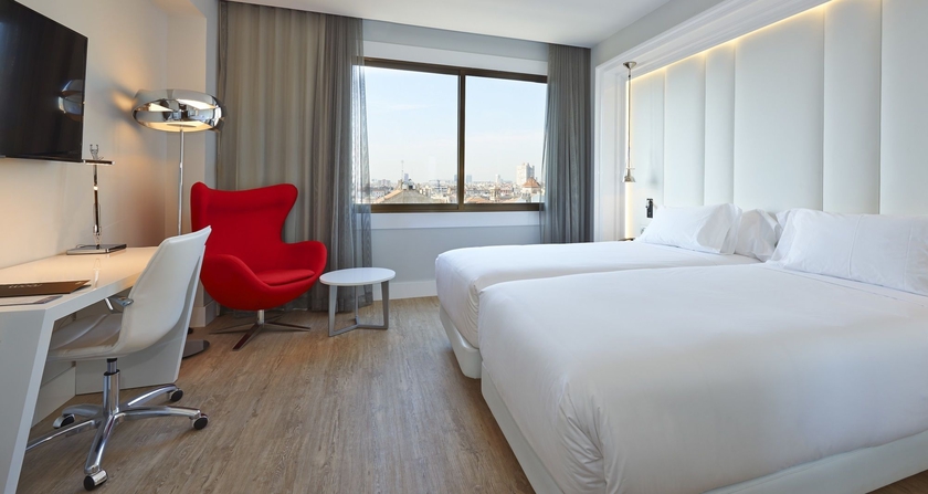 Imagen de la habitación del Hotel NH Collection Barcelona Gran Hotel Calderón. Foto 5