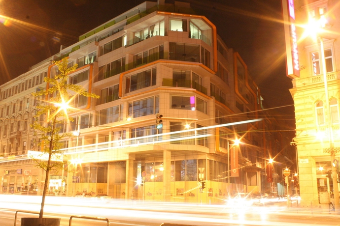 Imagen general del Hotel NH Collection Budapest City Center. Foto 2