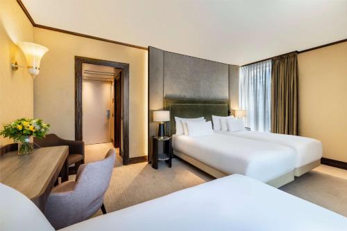 Imagen de la habitación del Hotel NH Collection Carlo IV. Foto 17