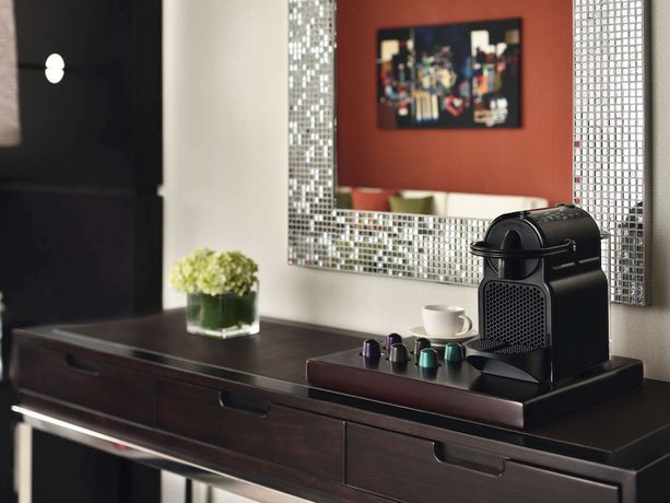 Imagen de la habitación del Hotel NH Collection Colombo. Foto 4