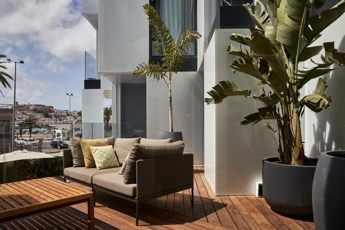 Imagen de los exteriores del Hotel NH Collection Ibiza. Foto 17