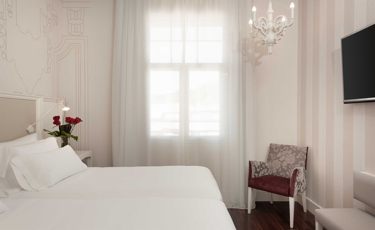 Imagen de la habitación del Hotel NH Collection Madrid Abascal. Foto 5