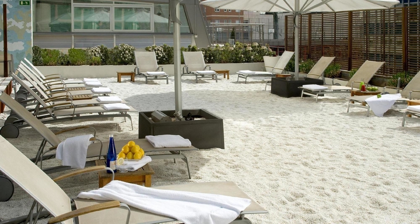 Imagen de los interiores del Hotel NH Collection Madrid Eurobuilding. Foto 12