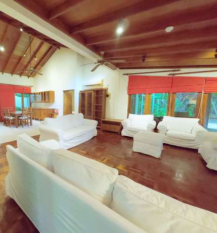 Imagen de la habitación del Hotel NH Collection Maldives Reethi Resort. Foto 17