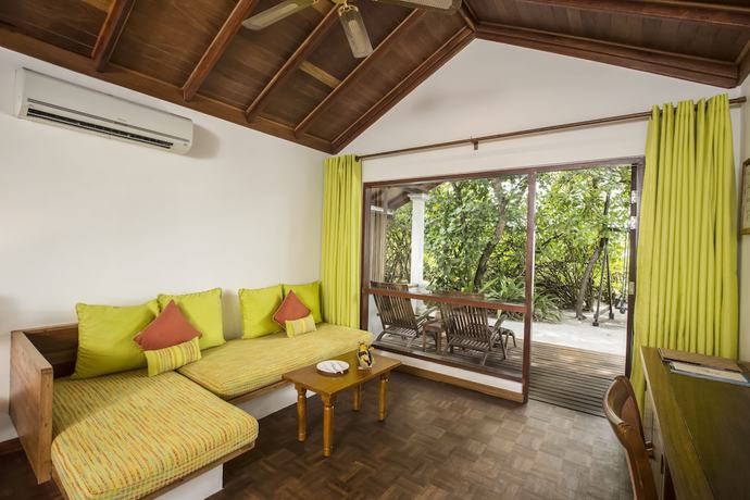 Imagen de la habitación del Hotel NH Collection Maldives Reethi Resort. Foto 18