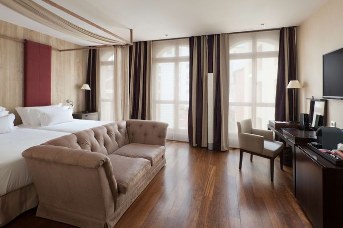 Imagen de la habitación del Hotel NH Collection Palacio de Burgos. Foto 8