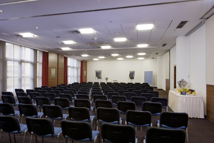 Imagen de los interiores del Hotel NH Collection Salzburg City. Foto 13