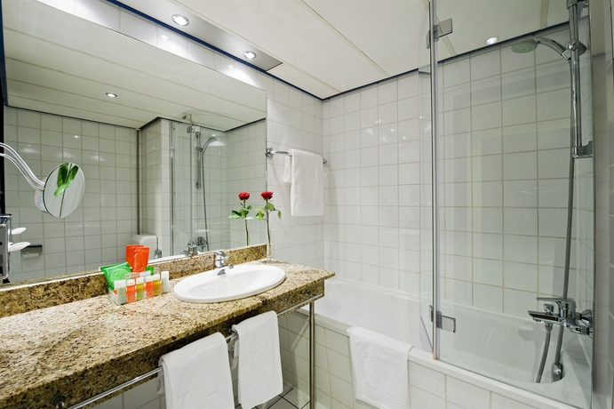 Imagen de la habitación del Hotel NH Collection Salzburg City. Foto 6