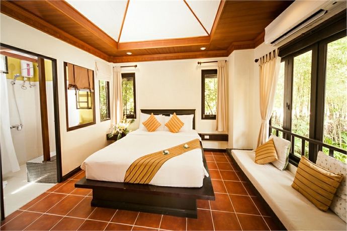 Imagen de la habitación del Hotel NH Collection Samui Peace Resort. Foto 11