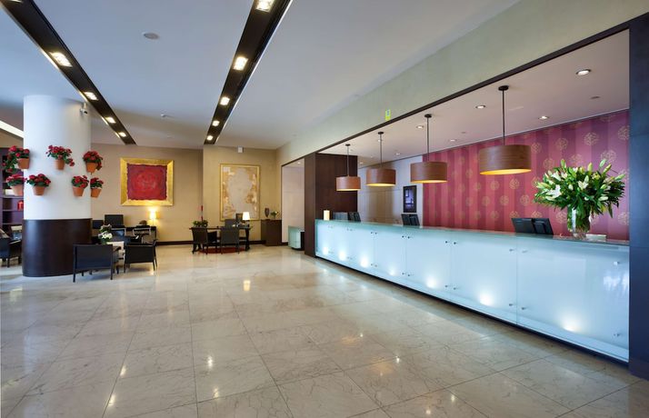 Imagen de los interiores del Hotel NH Collection Sevilla. Foto 20