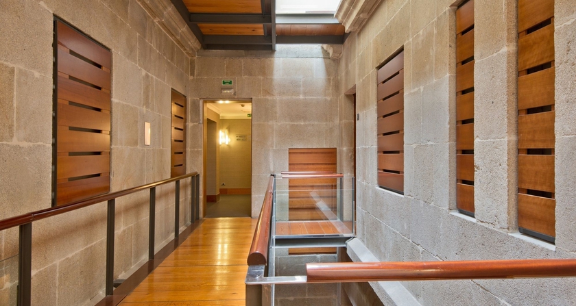 Imagen de los interiores del Hotel NH Collection Vigo. Foto 16