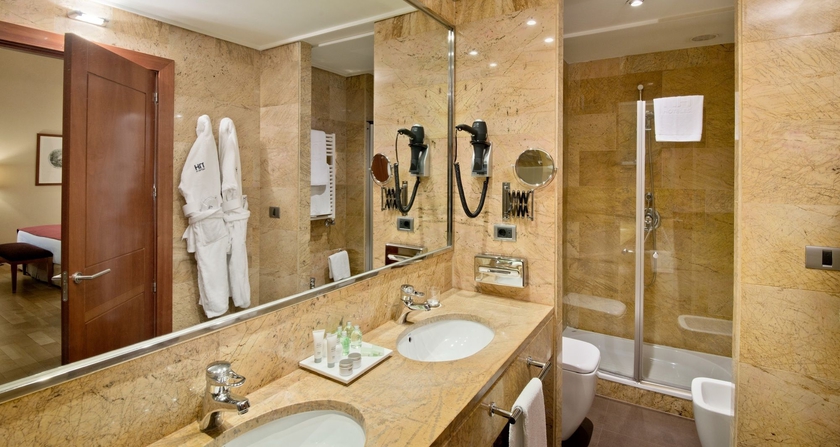 Imagen de la habitación del Hotel NH Collection Vigo. Foto 5