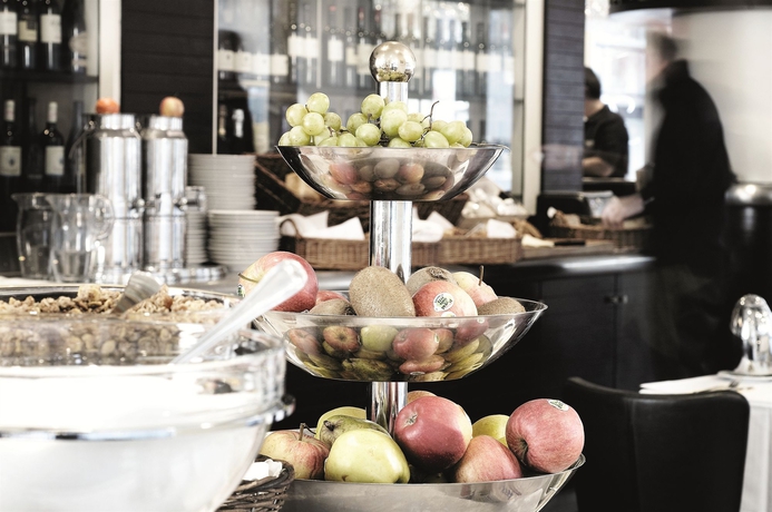 Imagen del bar/restaurante del Hotel NH Copenhagen Grand Joanne. Foto 2