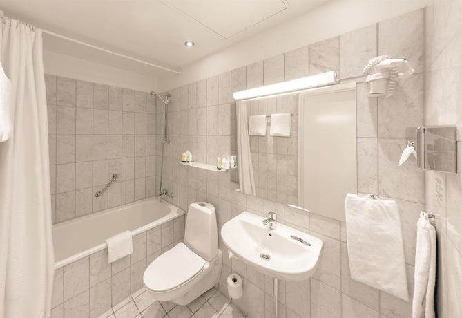 Imagen de la habitación del Hotel NH Copenhagen Grand Joanne. Foto 8