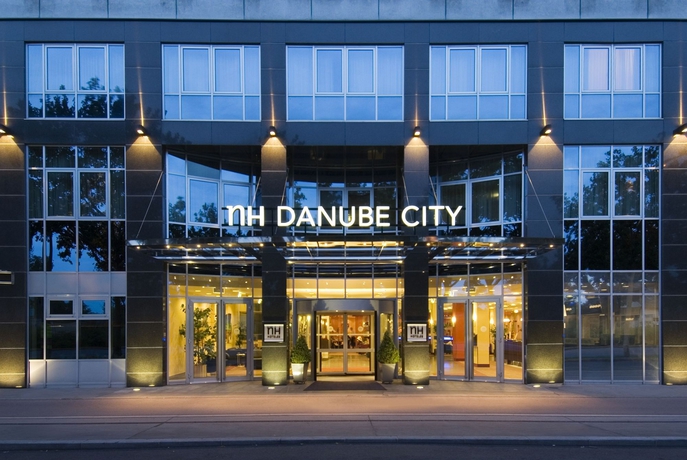 Imagen general del Hotel NH DANUBE CITY. Foto 1