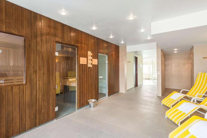 Imagen de los interiores del Hotel NH Dresden Neustadt. Foto 10