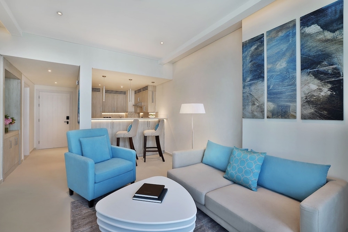 Imagen de la habitación del Hotel NH Dubai The Palm. Foto 18