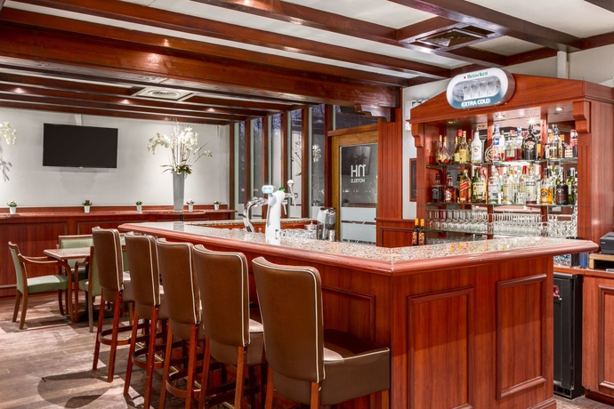 Imagen del bar/restaurante del Hotel NH Geldrop. Foto 6