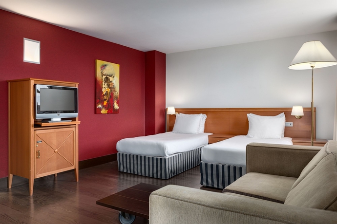 Imagen de la habitación del Hotel NH Gent Sint Pieters. Foto 6