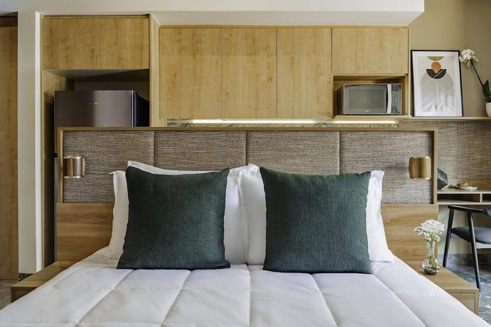 Imagen de la habitación del Hotel NH Guadalajara Studios. Foto 9