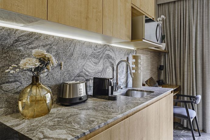 Imagen de la habitación del Hotel NH Guadalajara Studios. Foto 16