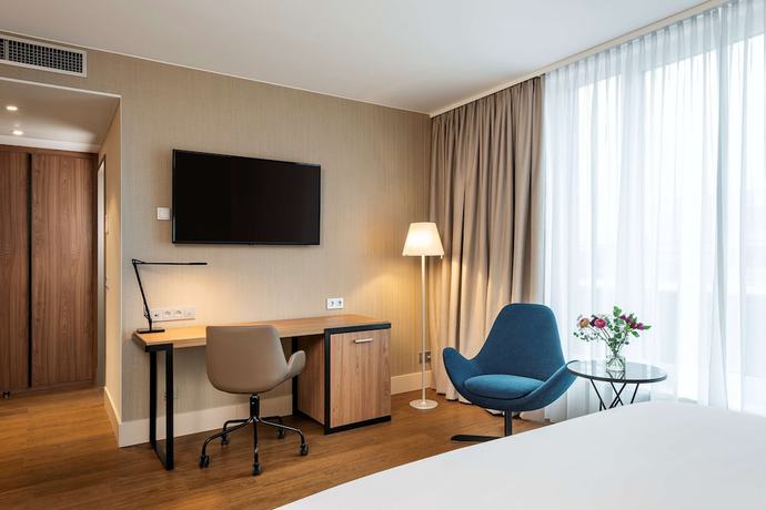 Imagen de la habitación del Hotel NH Hannover. Foto 4