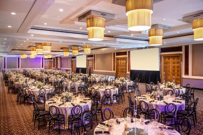 Imagen de los interiores del Hotel NH Johannesburg Sandton. Foto 15