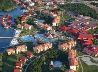 Imagen general del Hotel NH Krystal Laguna Villas & Resort All Inclusive. Foto 3