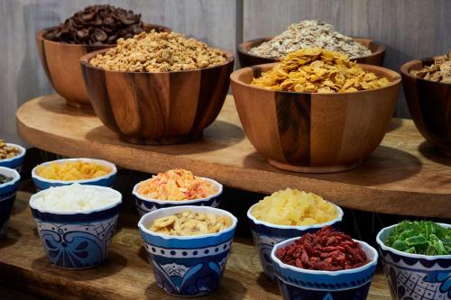 Imagen general del Hotel NH Lisboa Campo Grande. Foto 8