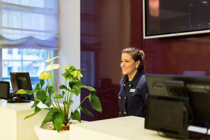 Imagen de los interiores del Hotel NH London Kensington. Foto 14