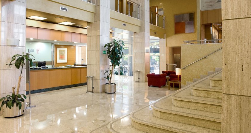 Imagen de los interiores del Hotel NH Luz Huelva. Foto 15