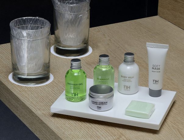 Imagen de la habitación del Hotel NH Madrid Atocha. Foto 9