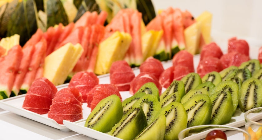 Imagen del bar/restaurante del Hotel NH Madrid Nacional. Foto 6