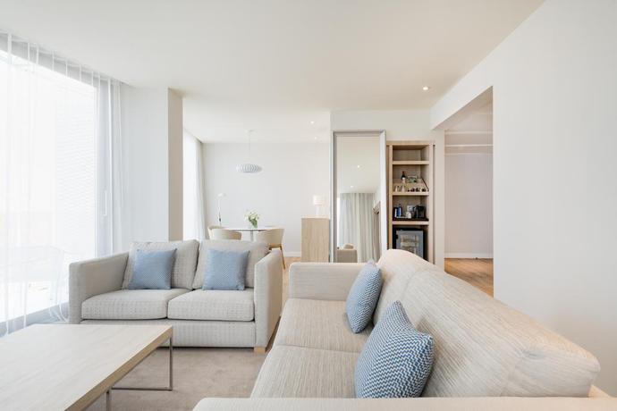 Imagen de la habitación del Hotel NH Malaga. Foto 8