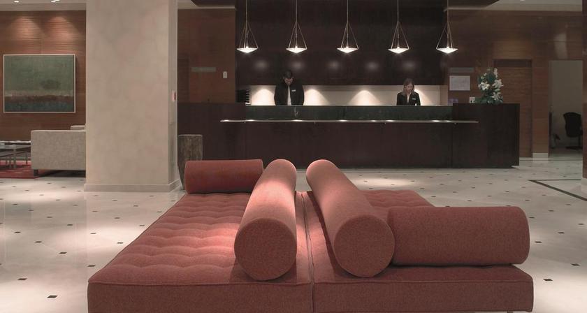 Imagen de los interiores del Hotel NH Marbella. Foto 17