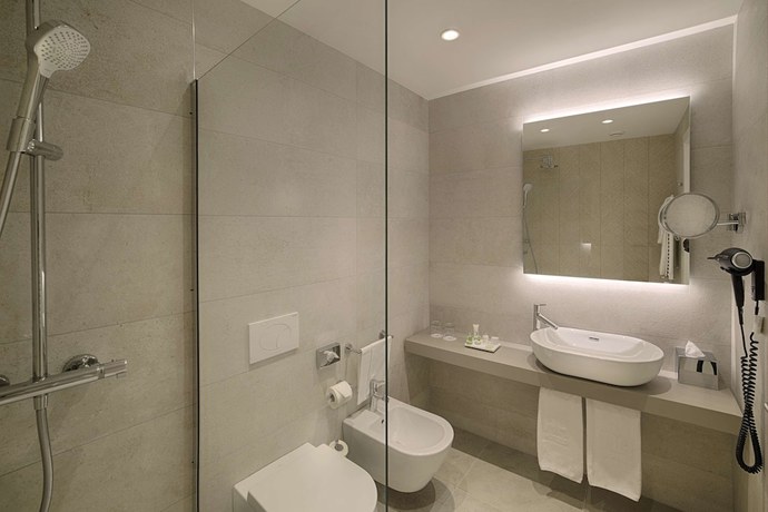 Imagen de la habitación del Hotel NH Milano Corso Buenos Aires. Foto 11