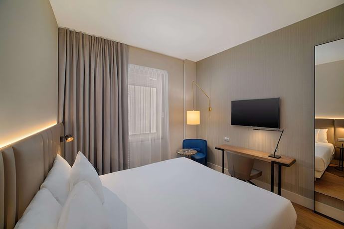 Imagen de la habitación del Hotel NH Milano Corso Buenos Aires. Foto 13