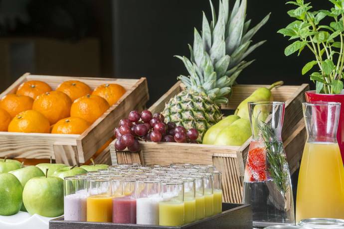 Imagen del bar/restaurante del Hotel NH Milano Corso Buenos Aires. Foto 6