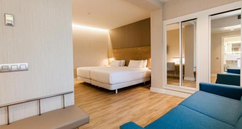 Imagen de la habitación del Hotel NH Oviedo Principado. Foto 5
