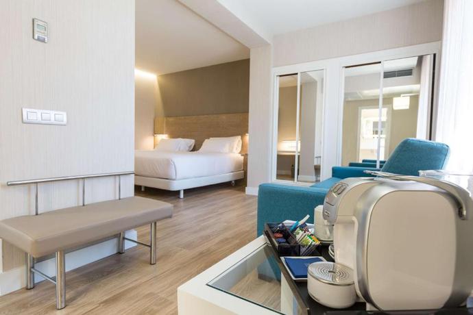 Imagen de la habitación del Hotel NH Oviedo Principado. Foto 3