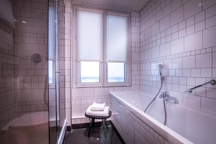 Imagen de la habitación del Hotel NH Paris Opéra Faubourg. Foto 8