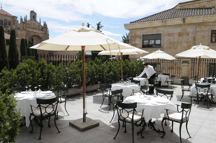 Imagen de los exteriores del Hotel NH Salamanca Palacio de Castellanos. Foto 13