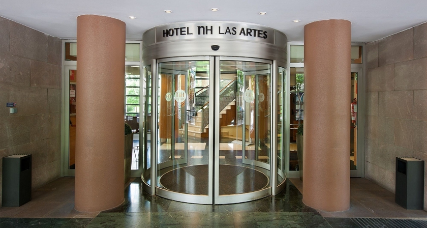 Imagen de los exteriores del Hotel NH Valencia Las Artes. Foto 15