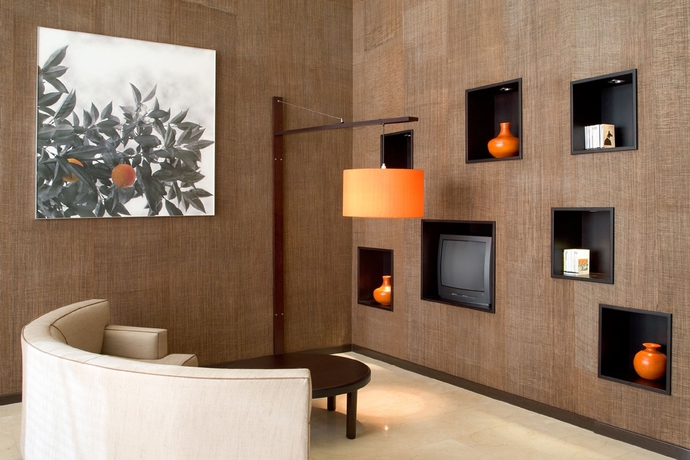 Imagen de los interiores del Hotel NH Valladolid Bálago. Foto 14