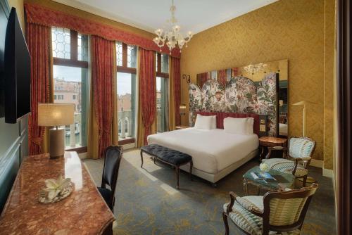 Imagen de la habitación del Hotel NH Venezia Santa Lucia. Foto 19