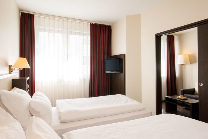 Imagen de la habitación del Hotel NH Wien City. Foto 5