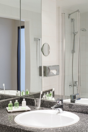 Imagen de la habitación del Hotel NH Wien City. Foto 11