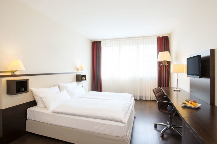 Imagen de la habitación del Hotel NH Wien City. Foto 13