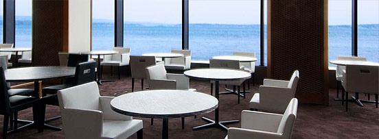 Imagen del bar/restaurante del Hotel NIJI TO UMI. Foto 2